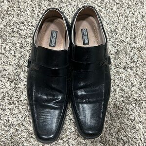 Men’s leather shoe 
Size 10